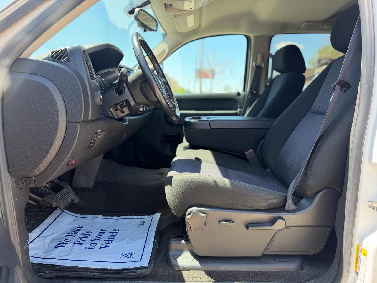 Chevrolet Silverado 1500 4WD Crew Cab 143.5" LT 2012