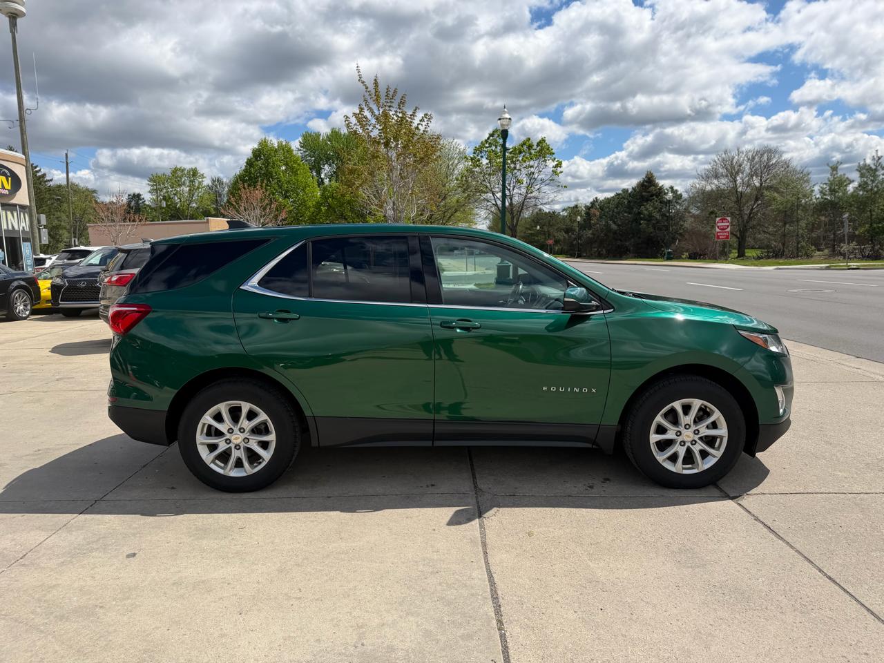 Chevrolet Equinox AWD 4dr LT w/1LT 2019