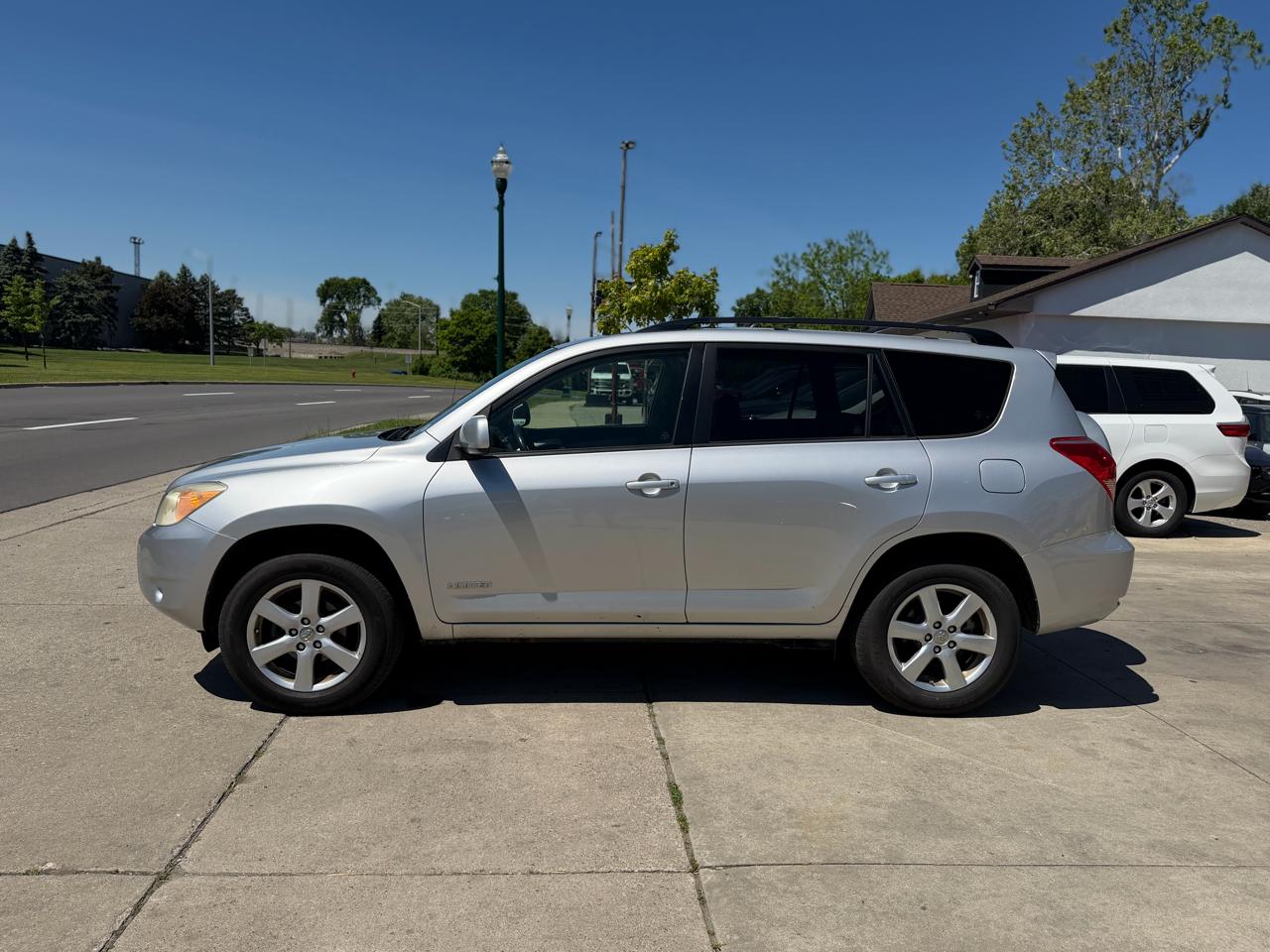 Toyota RAV4 FWD 4dr 4-cyl 4-Spd AT Ltd (Natl) 2008