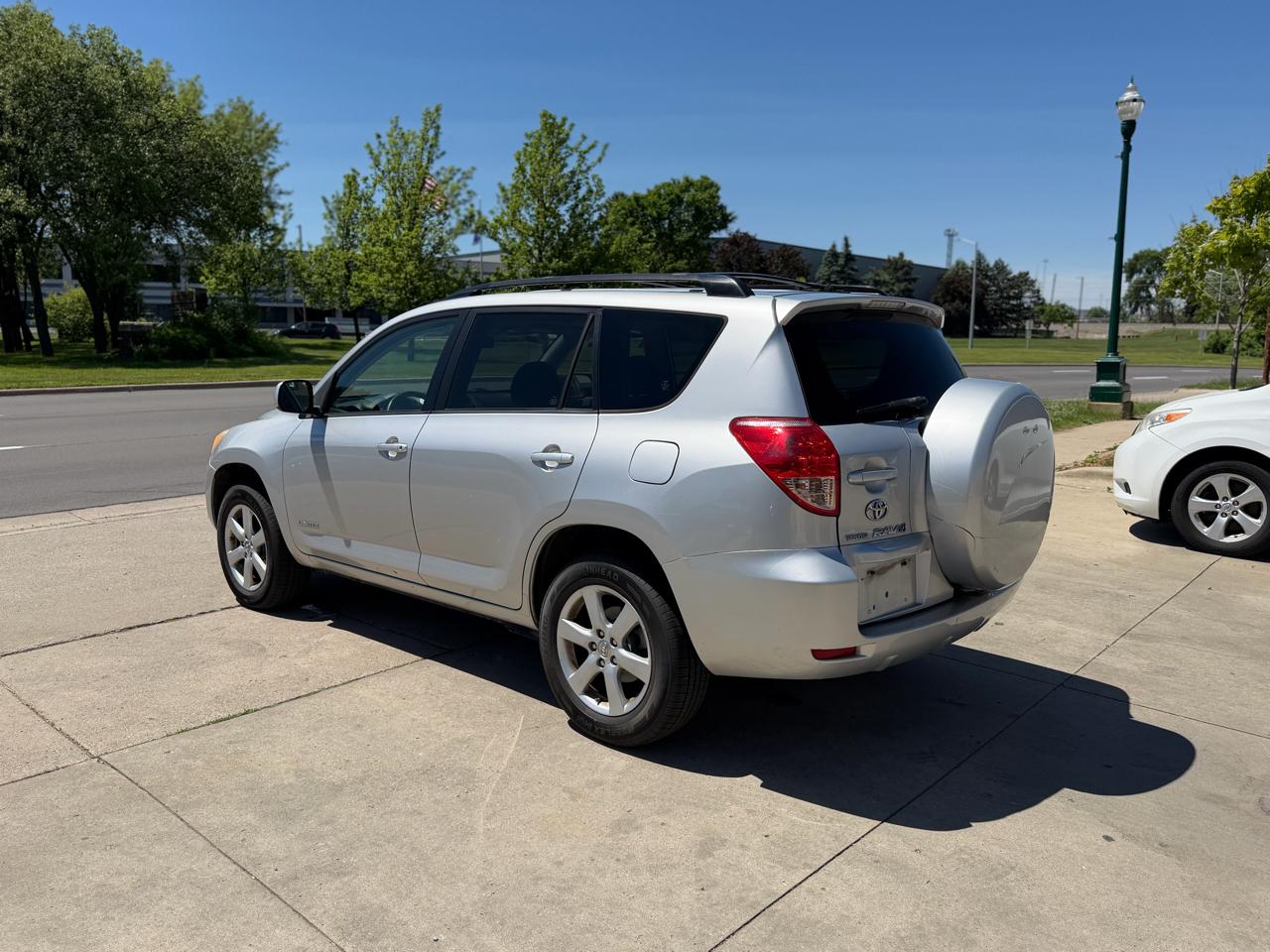 Toyota RAV4 FWD 4dr 4-cyl 4-Spd AT Ltd (Natl) 2008