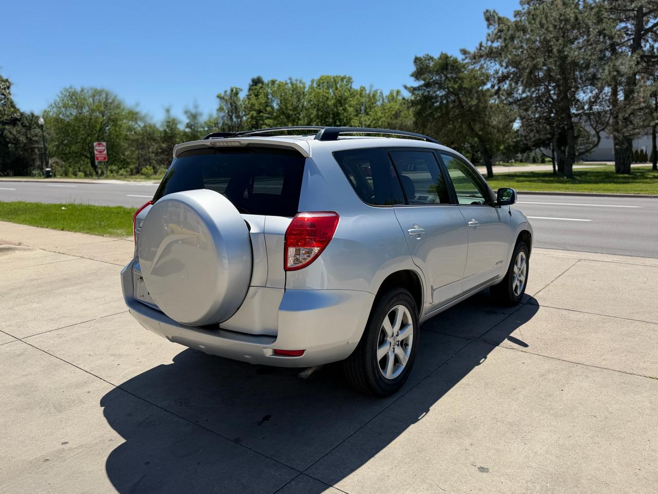 Toyota RAV4 FWD 4dr 4-cyl 4-Spd AT Ltd (Natl) 2008