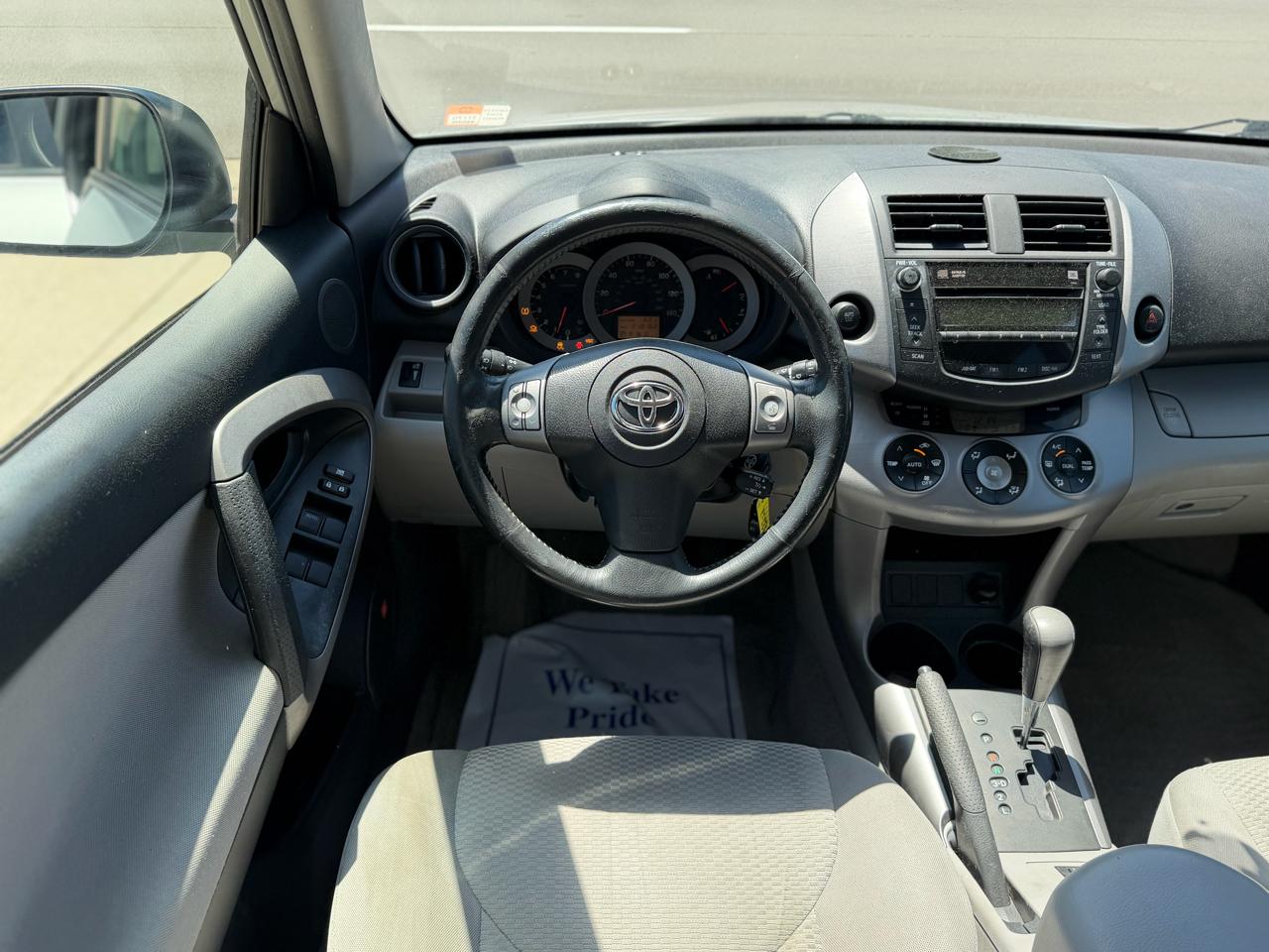 Toyota RAV4 FWD 4dr 4-cyl 4-Spd AT Ltd (Natl) 2008