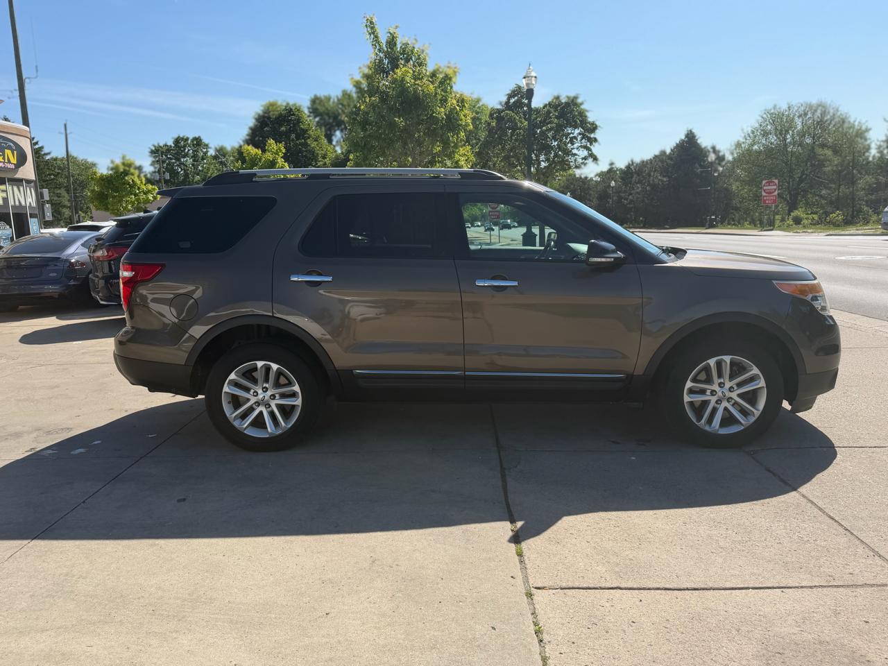 Ford Explorer 4WD 4dr XLT 2015