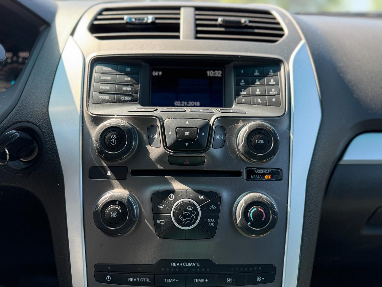 Ford Explorer 4WD 4dr XLT 2015