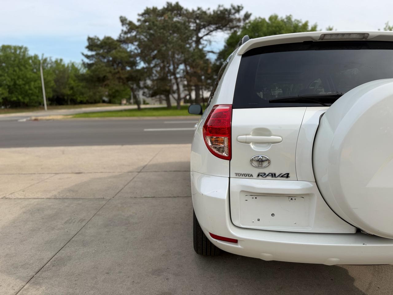 Toyota RAV4 4WD 4dr V6 Limited (Natl) 2007