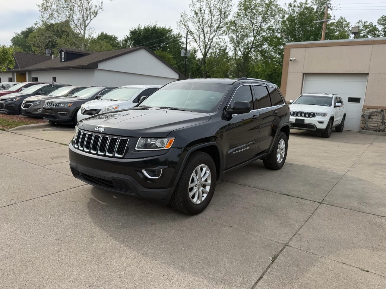 Jeep Grand Cherokee 4WD 4dr Laredo 2015