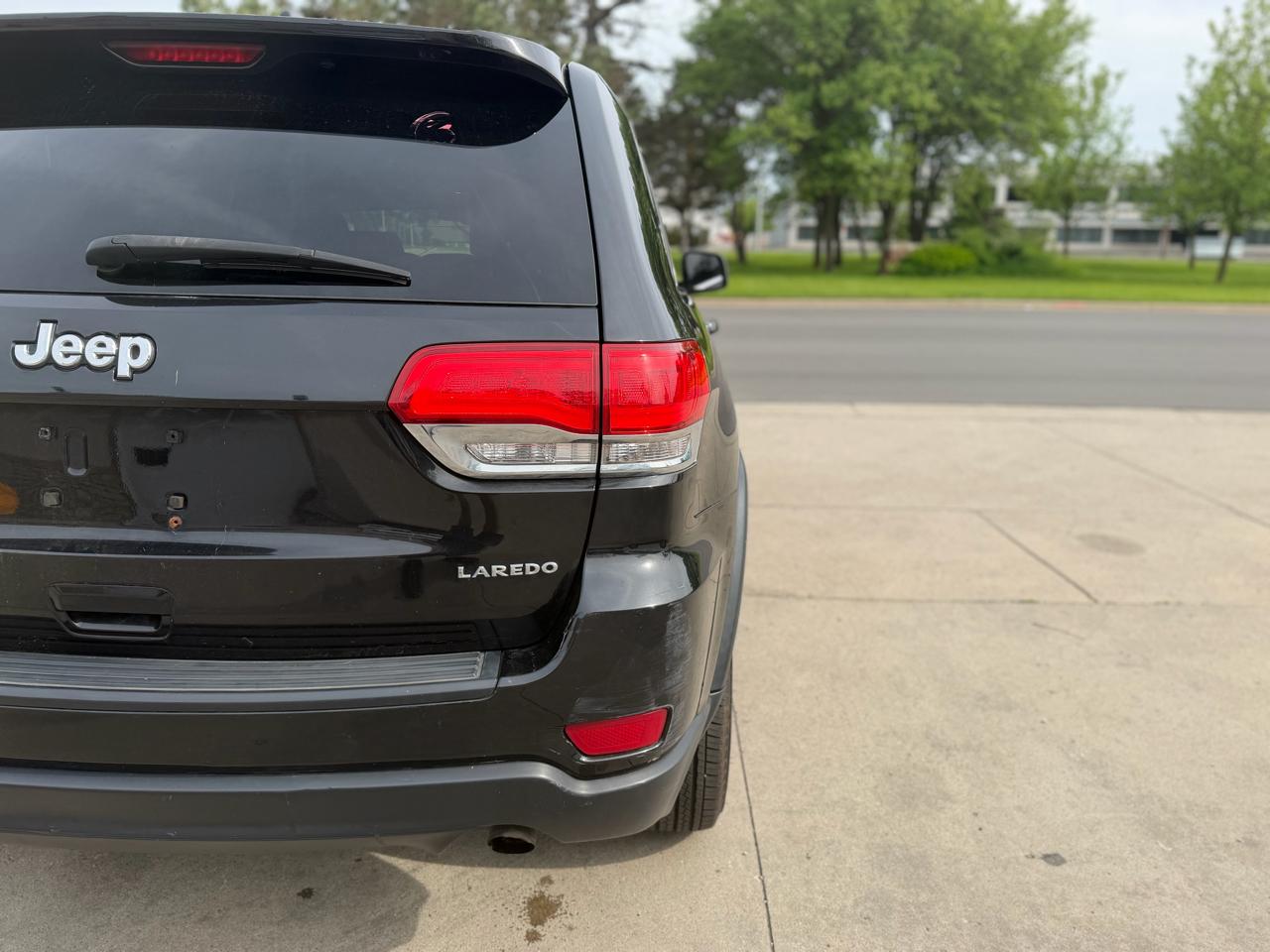 Jeep Grand Cherokee 4WD 4dr Laredo 2015