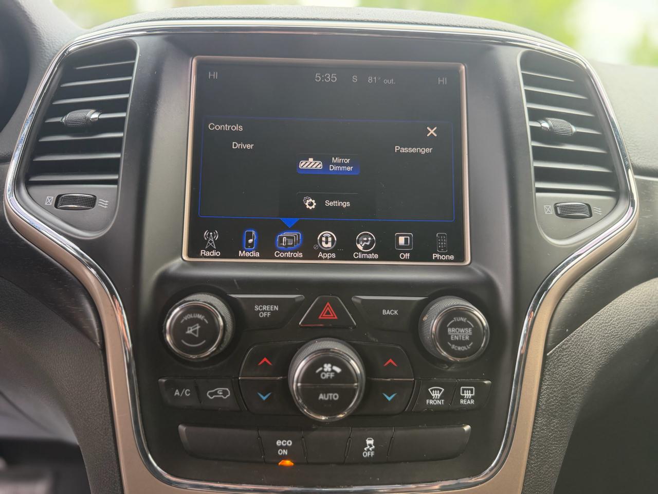 Jeep Grand Cherokee 4WD 4dr Laredo 2015