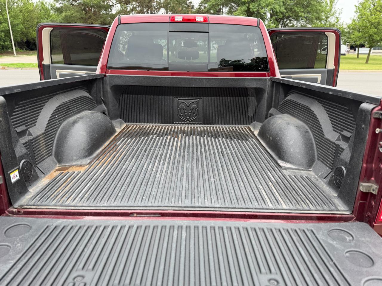 RAM 1500 4WD Crew Cab 140.5" Big Horn 2016