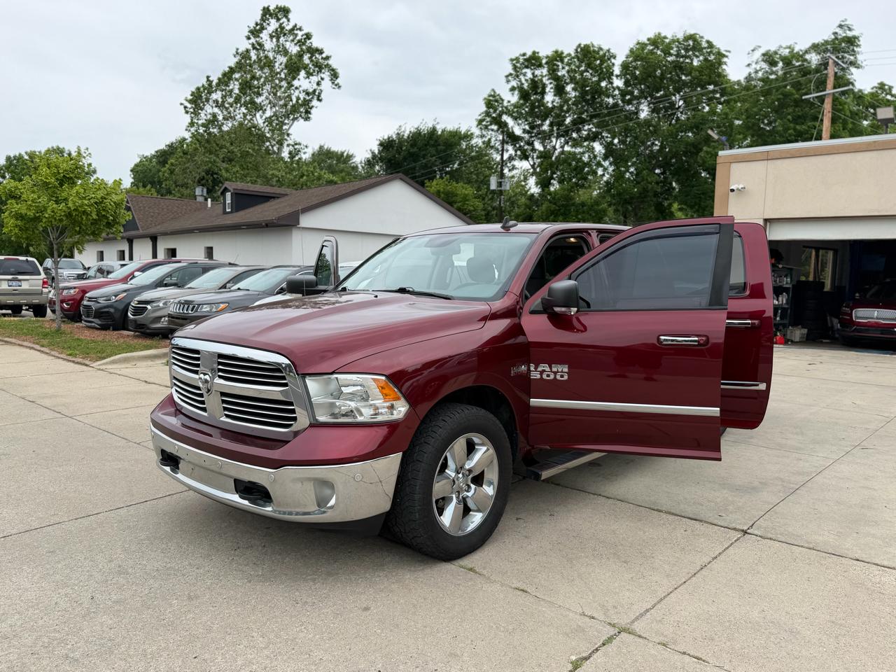 RAM 1500 4WD Crew Cab 140.5" Big Horn 2016