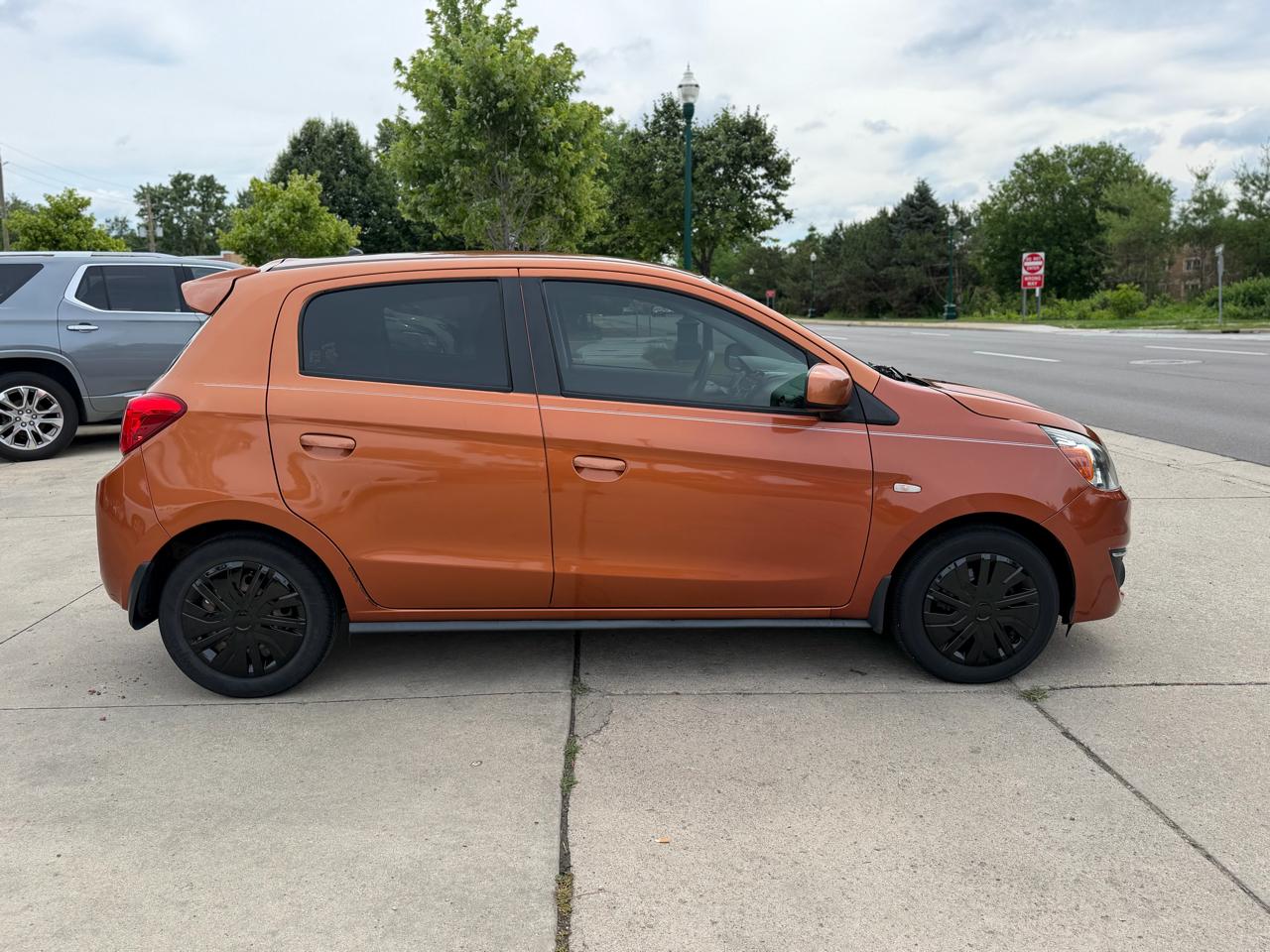 Mitsubishi Mirage ES CVT 2017