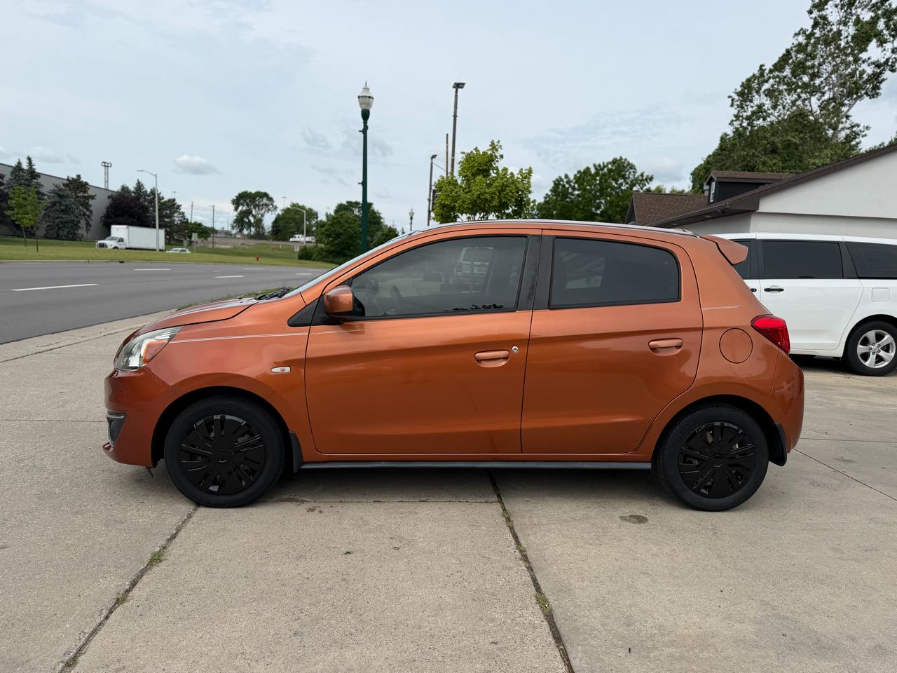 Mitsubishi Mirage ES CVT 2017