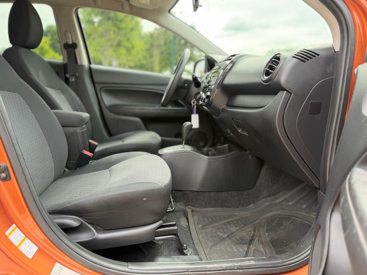 Mitsubishi Mirage ES CVT 2017