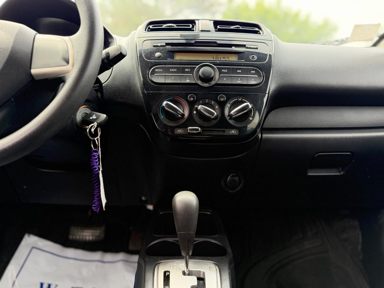 Mitsubishi Mirage ES CVT 2017