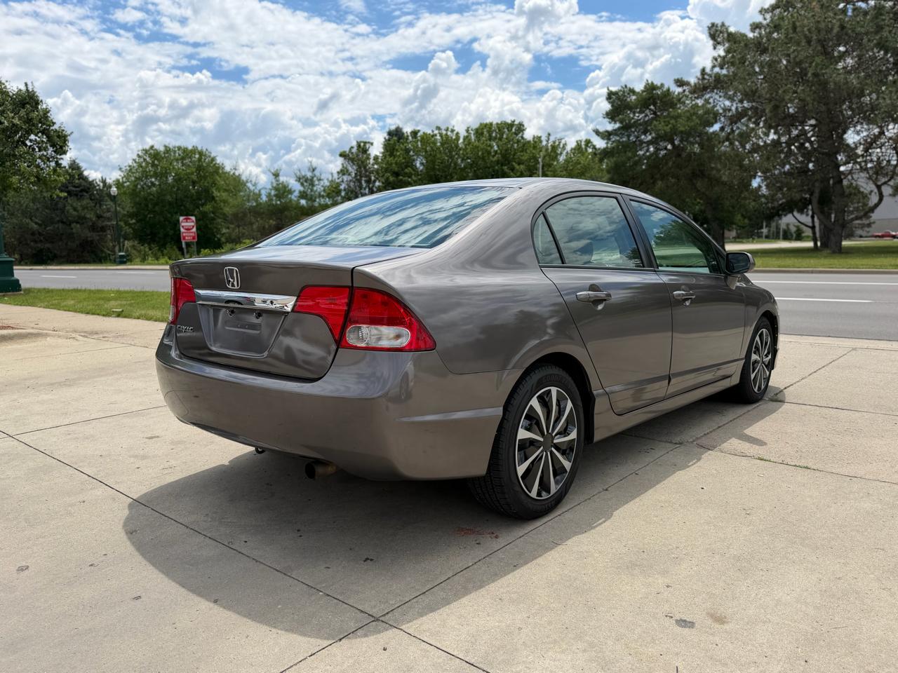 Honda Civic Sdn 4dr Auto LX 2010