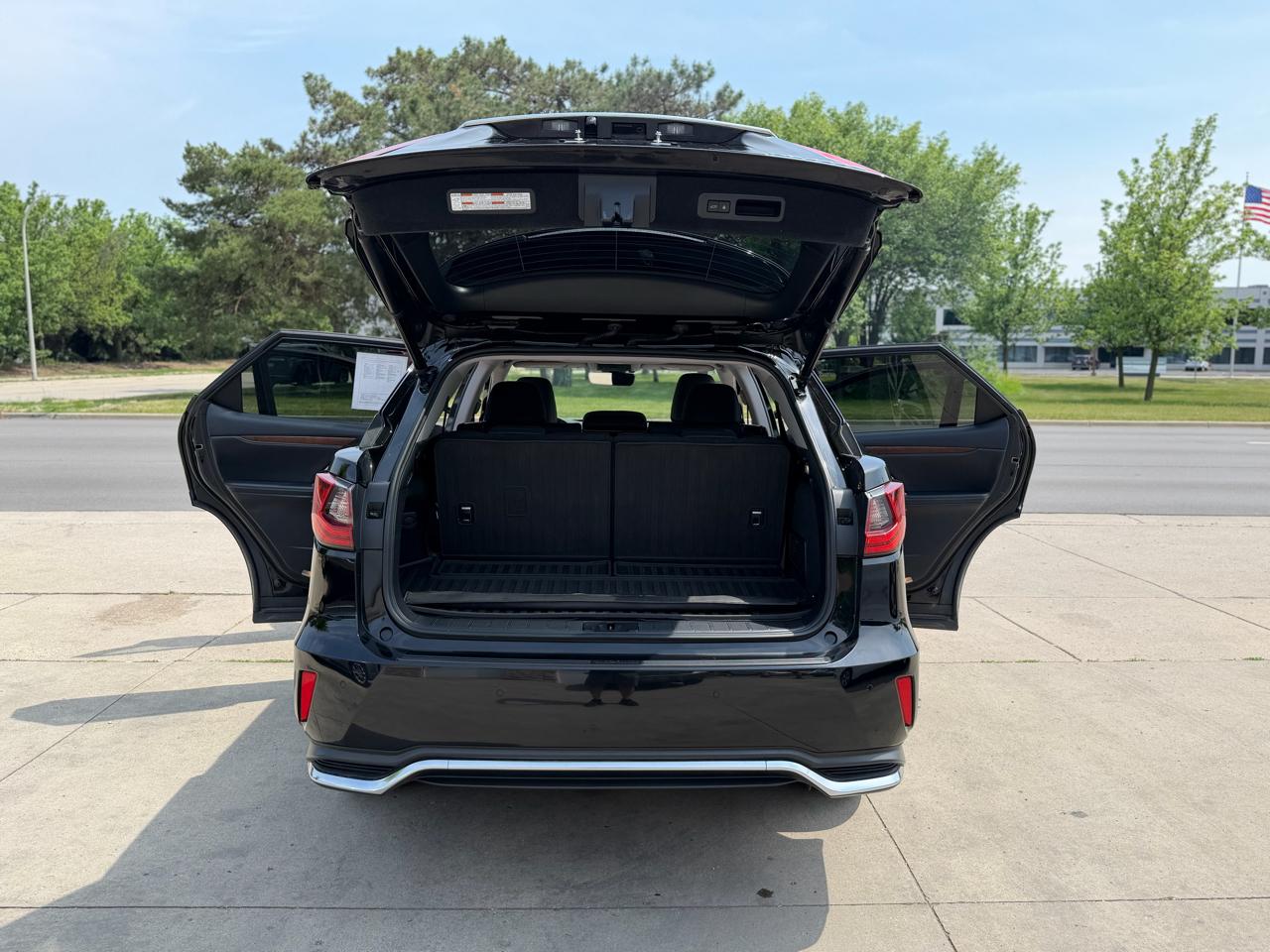 Lexus RX 350L Luxury 4D SUV AWD 2021