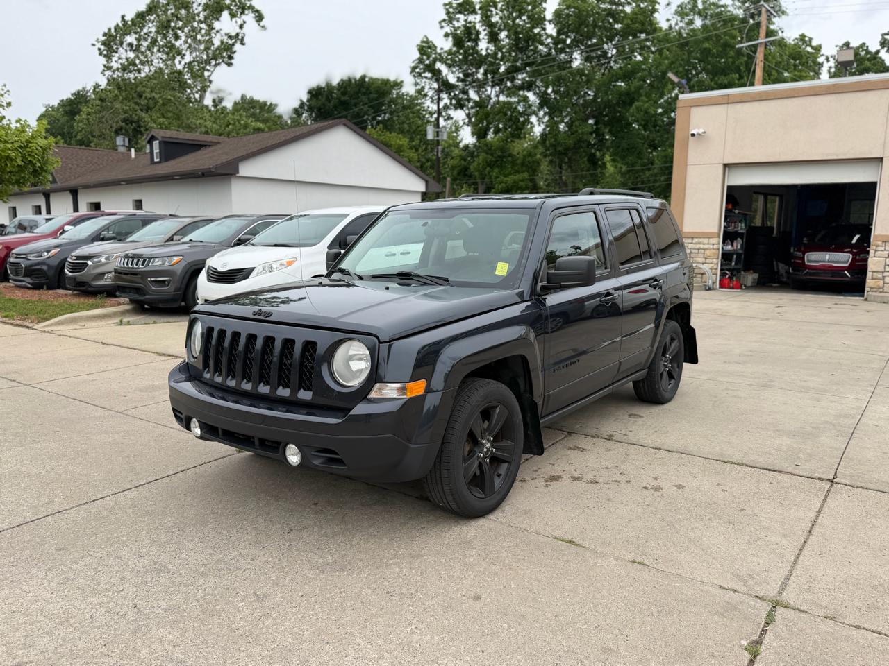 Jeep Patriot 4WD 4dr Latitude 2014