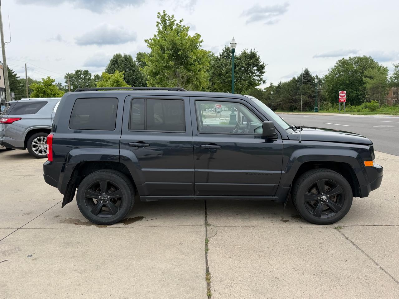 Jeep Patriot 4WD 4dr Latitude 2014