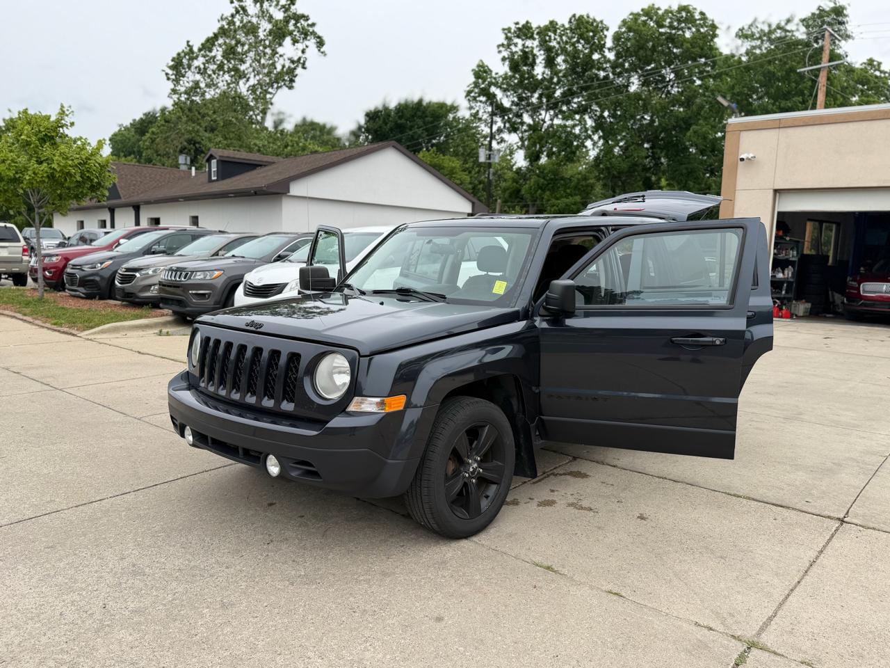Jeep Patriot 4WD 4dr Latitude 2014