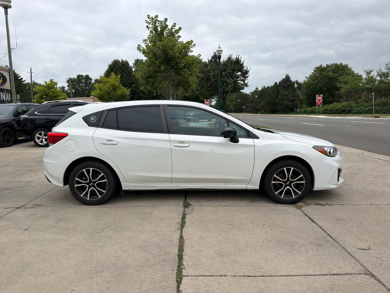 Subaru Impreza 2.0i 5-door CVT 2018