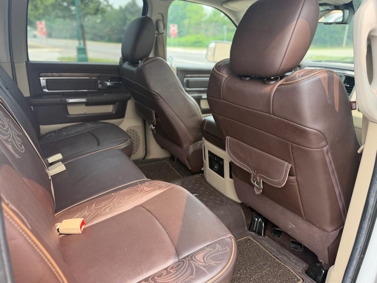 RAM 1500 4WD Crew Cab 140.5" Laramie Longhorn 2013