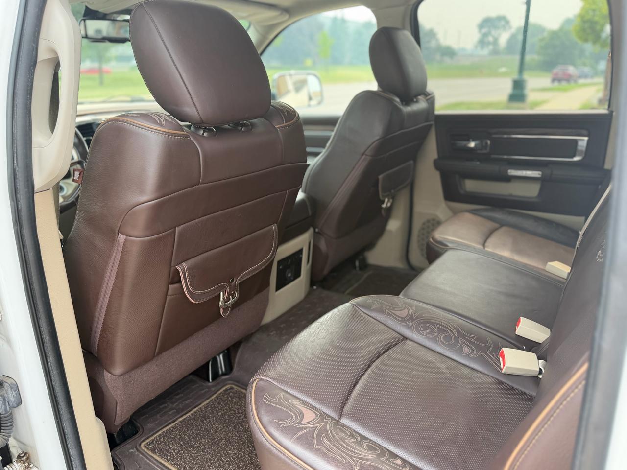 RAM 1500 4WD Crew Cab 140.5" Laramie Longhorn 2013