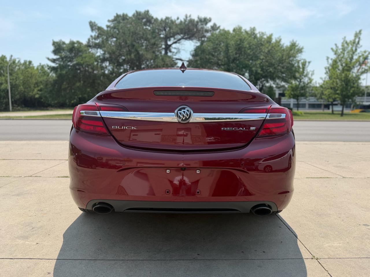 Buick Regal 4dr Sdn Premium II FWD 2016