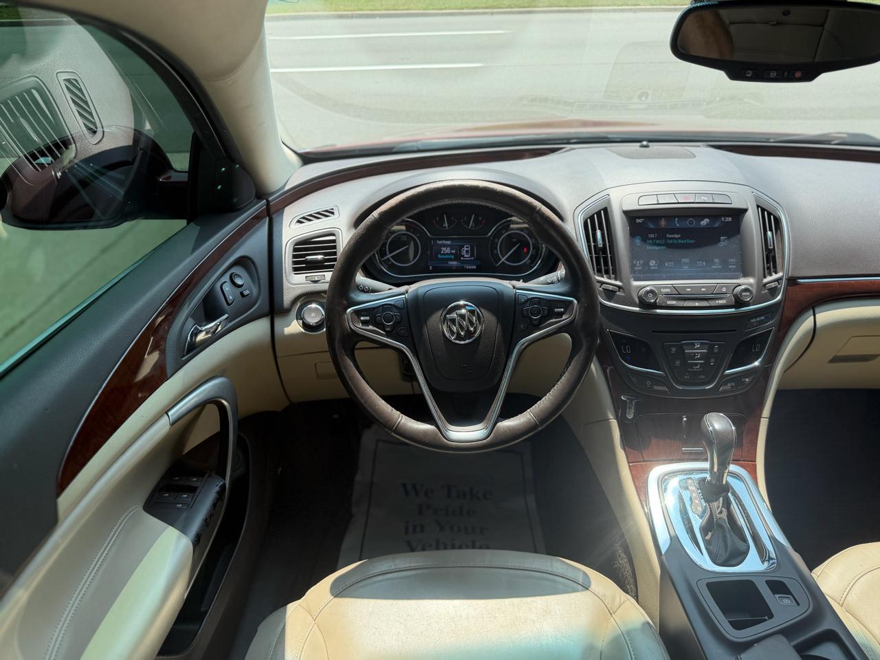 Buick Regal 4dr Sdn Premium II FWD 2016