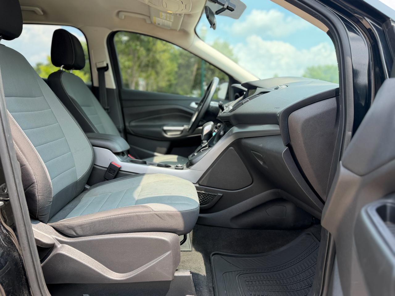 Ford Escape FWD 4dr SE 2016