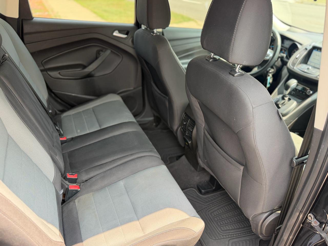 Ford Escape FWD 4dr SE 2016