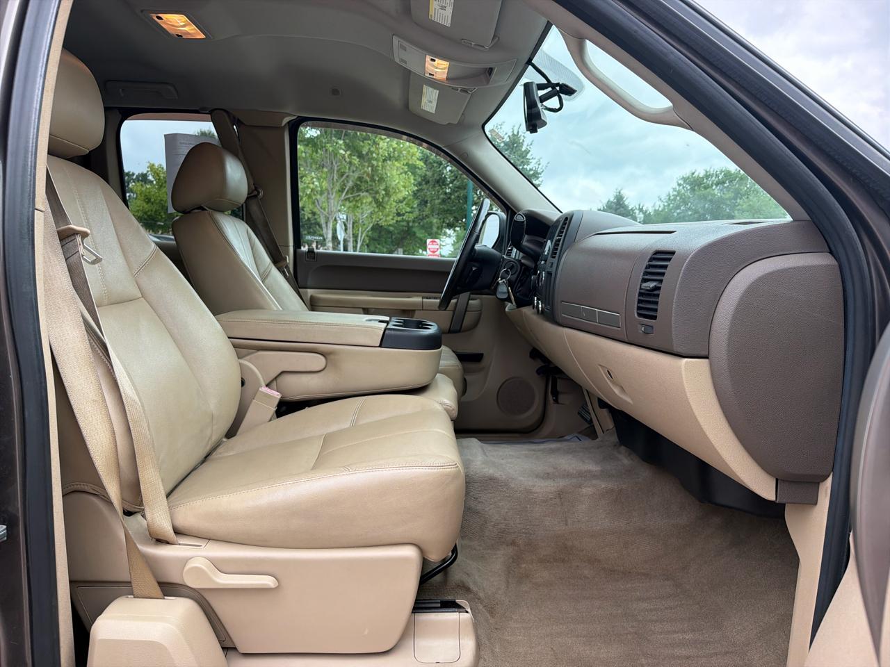 Chevrolet Silverado 1500 4WD Ext Cab 143.5" LT 2013
