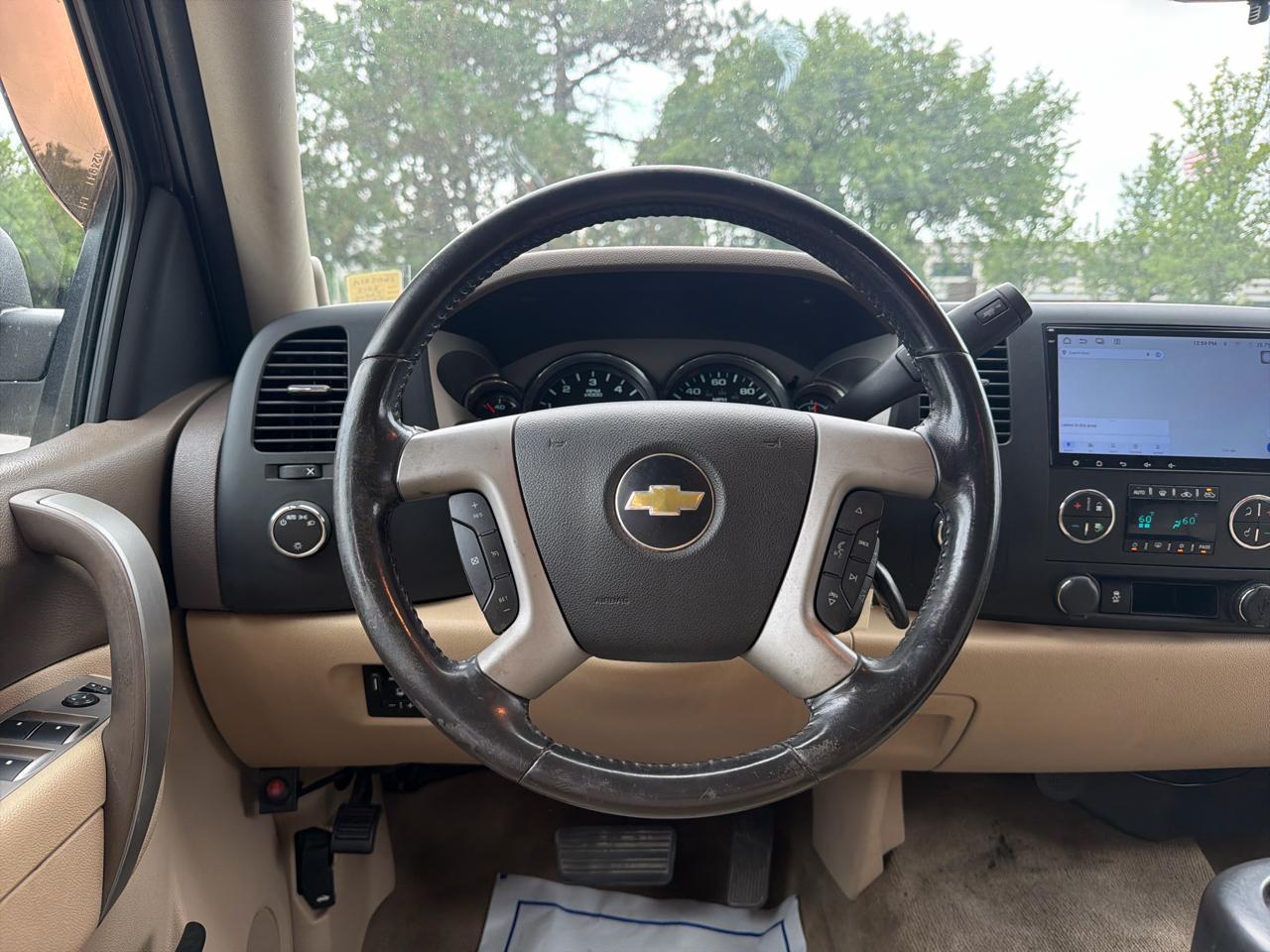 Chevrolet Silverado 1500 4WD Ext Cab 143.5" LT 2013