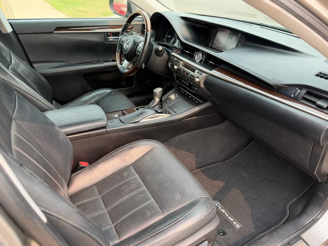 Lexus ES 350 4dr Sdn 2016
