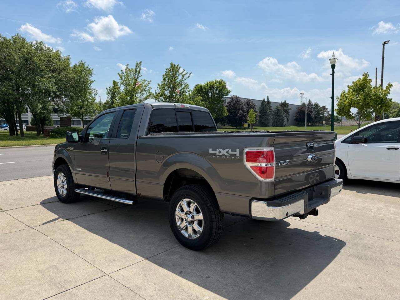 Ford F-150 4WD SuperCab 145" Lariat 2014