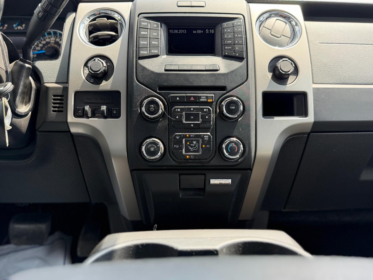 Ford F-150 4WD SuperCab 145" Lariat 2014