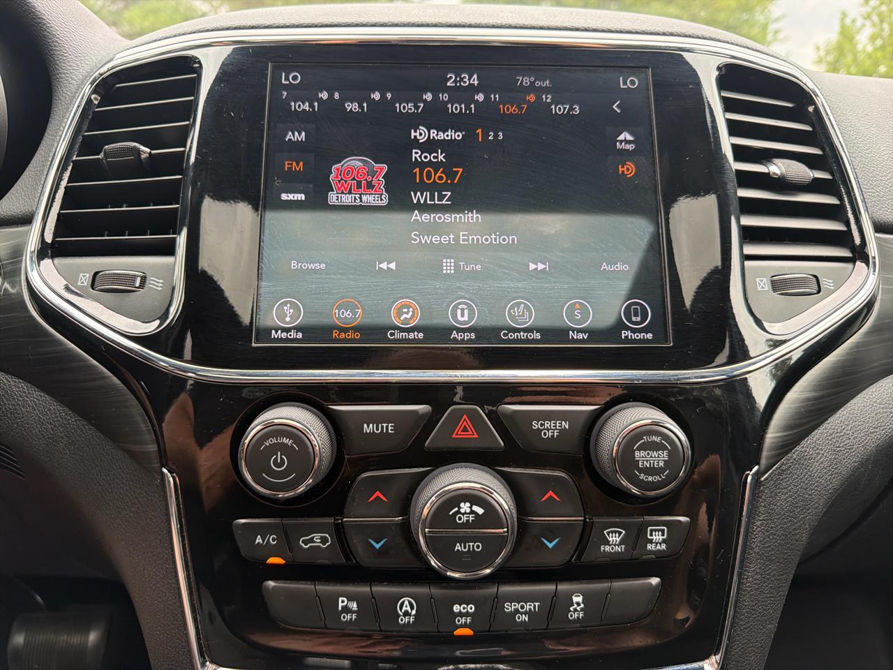 Jeep Grand Cherokee Altitude 4x4 2019