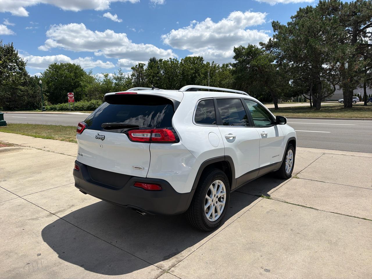 Jeep Cherokee 4WD 4dr Latitude 2014