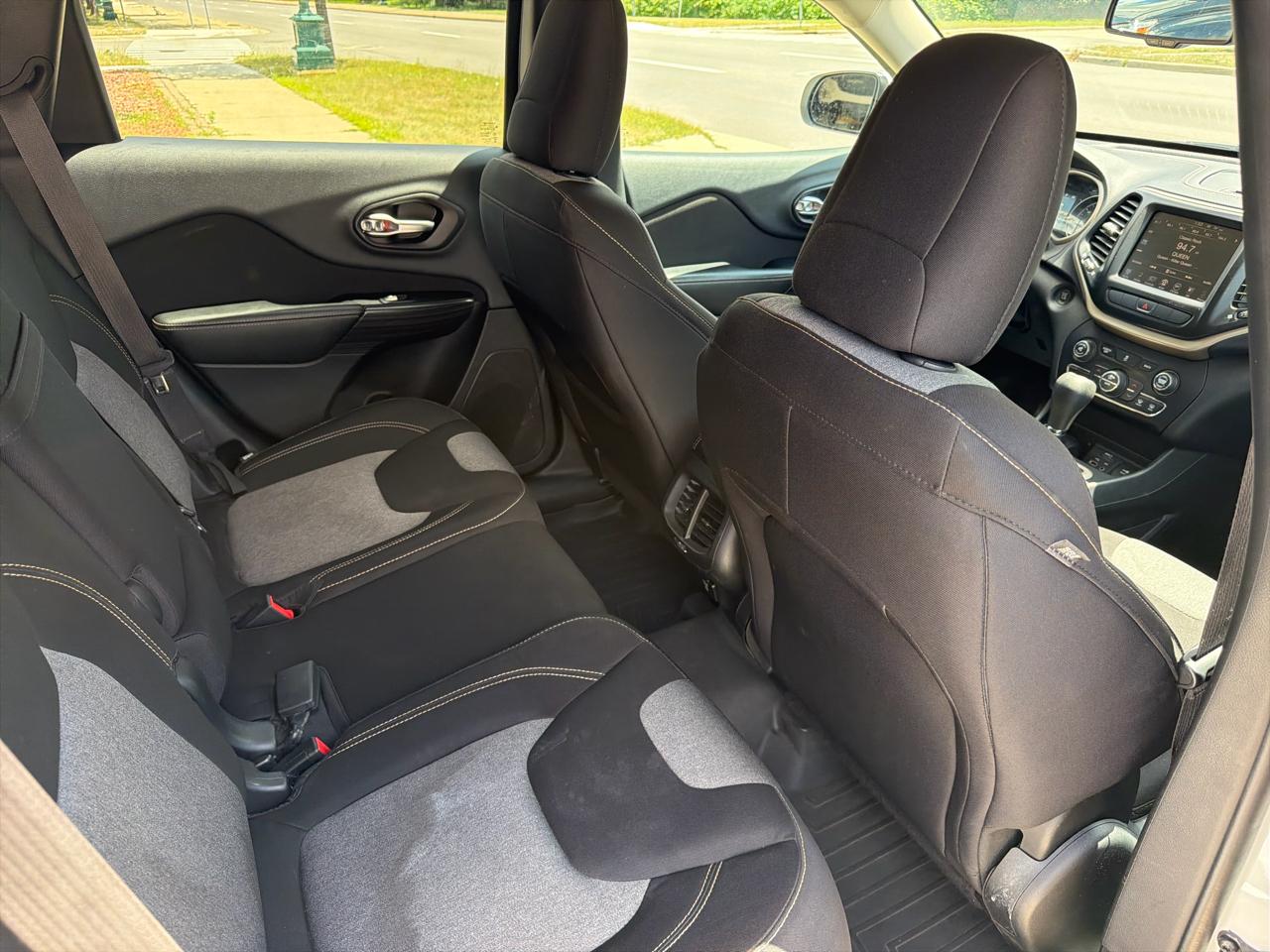 Jeep Cherokee 4WD 4dr Latitude 2014
