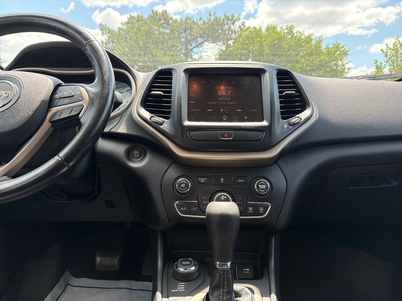 Jeep Cherokee 4WD 4dr Latitude 2014