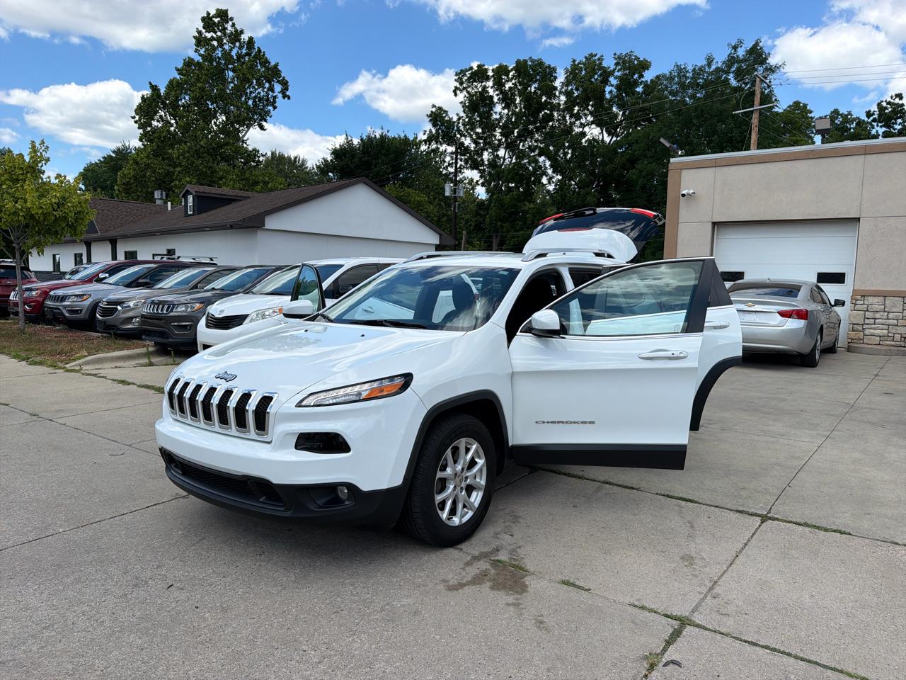 Jeep Cherokee 4WD 4dr Latitude 2014