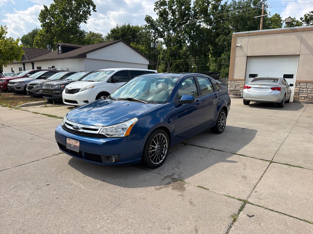Ford Focus 4dr Sdn SES 2009