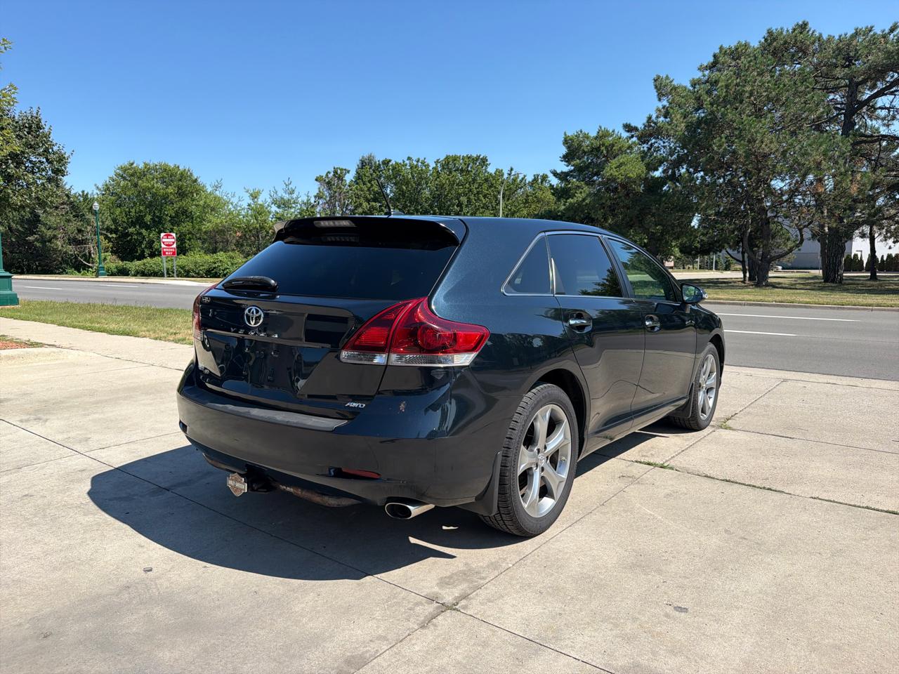 Toyota Venza 4dr Wgn V6 AWD Limited (Natl) 2013