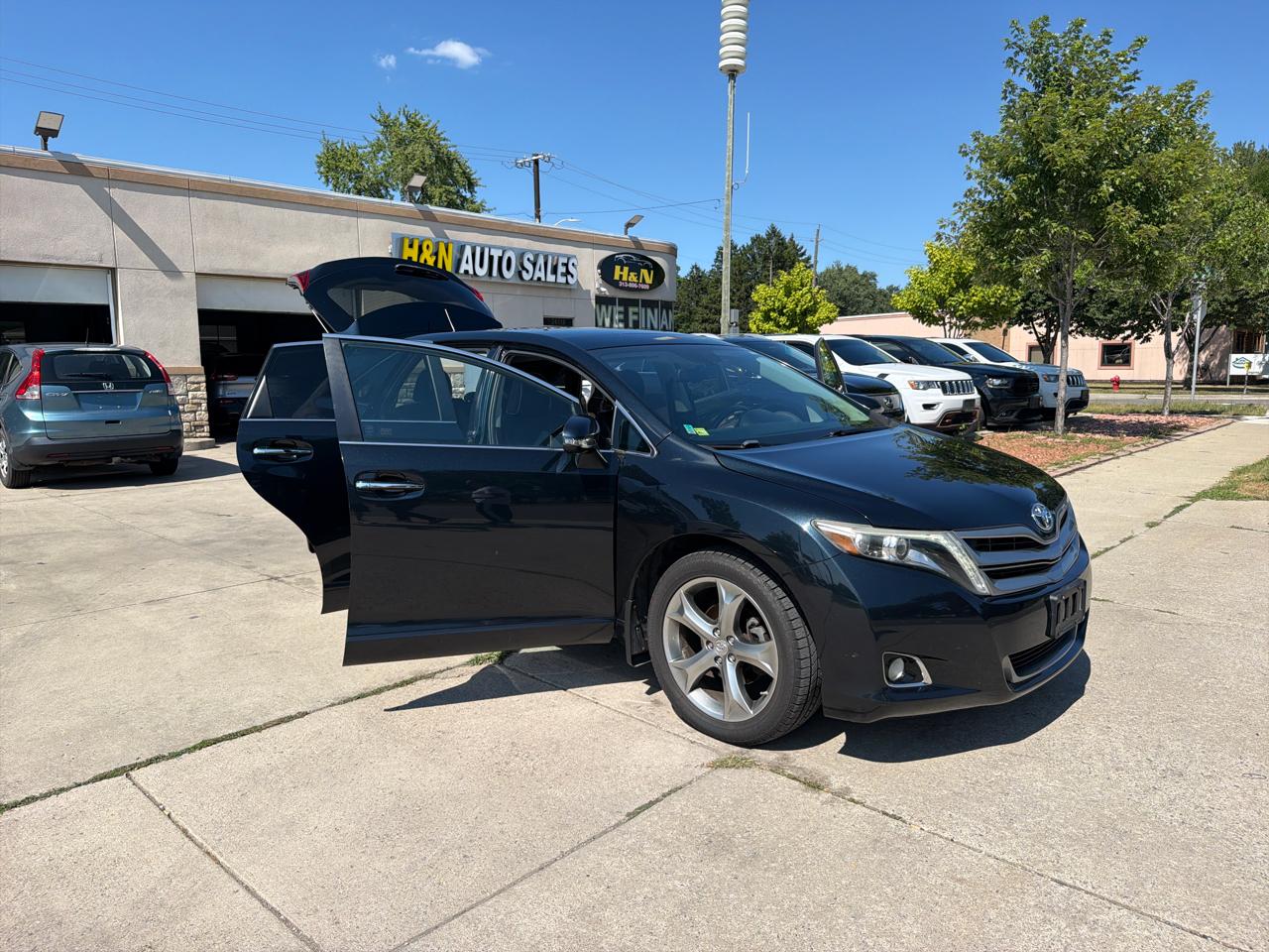 Toyota Venza 4dr Wgn V6 AWD Limited (Natl) 2013
