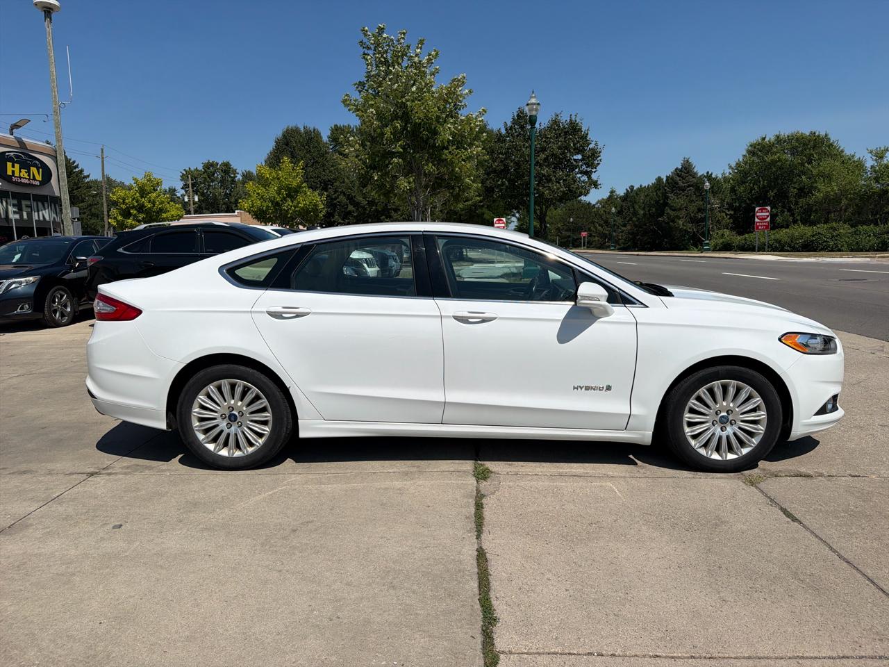 Ford Fusion 4dr Sdn SE Hybrid FWD 2014