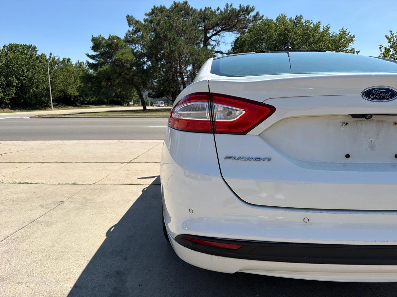Ford Fusion 4dr Sdn SE Hybrid FWD 2014