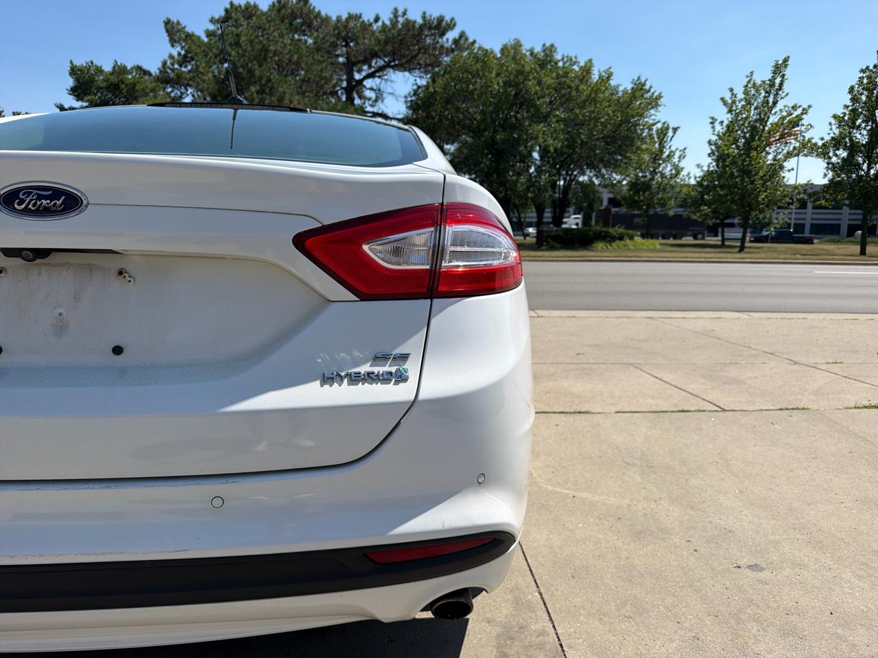 Ford Fusion 4dr Sdn SE Hybrid FWD 2014