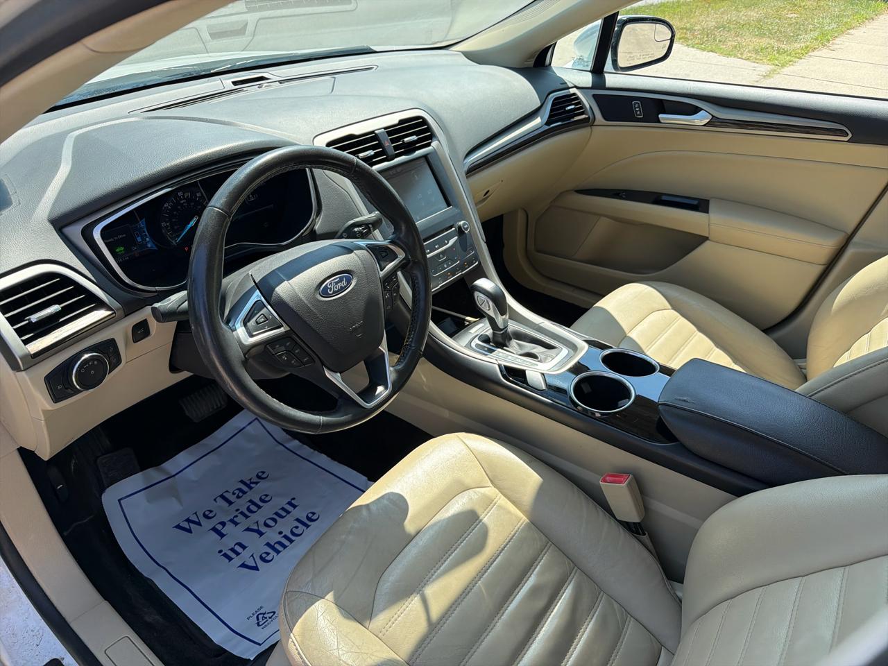 Ford Fusion 4dr Sdn SE Hybrid FWD 2014