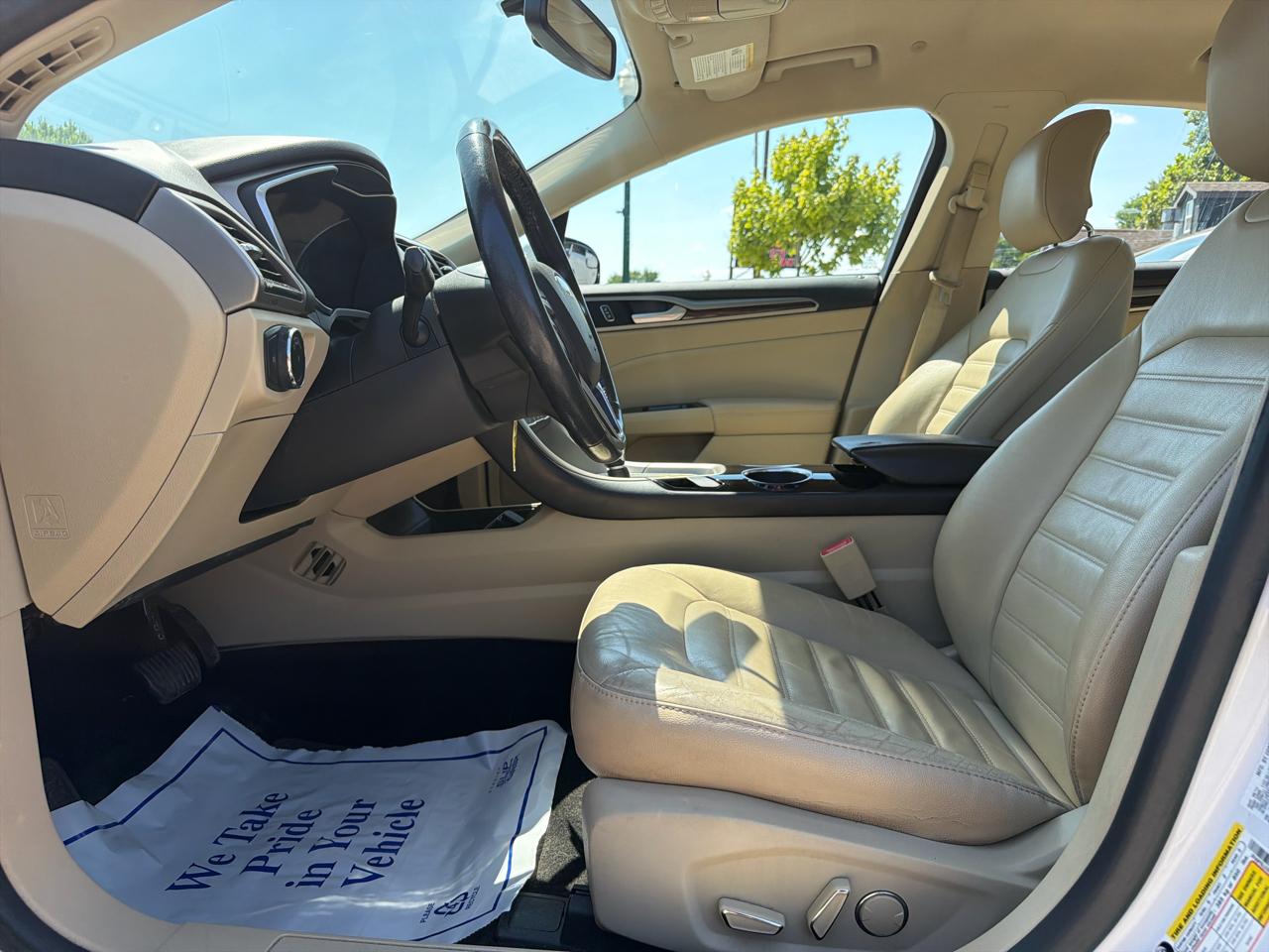 Ford Fusion 4dr Sdn SE Hybrid FWD 2014
