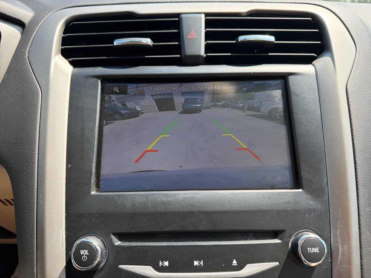 Ford Fusion 4dr Sdn SE Hybrid FWD 2014