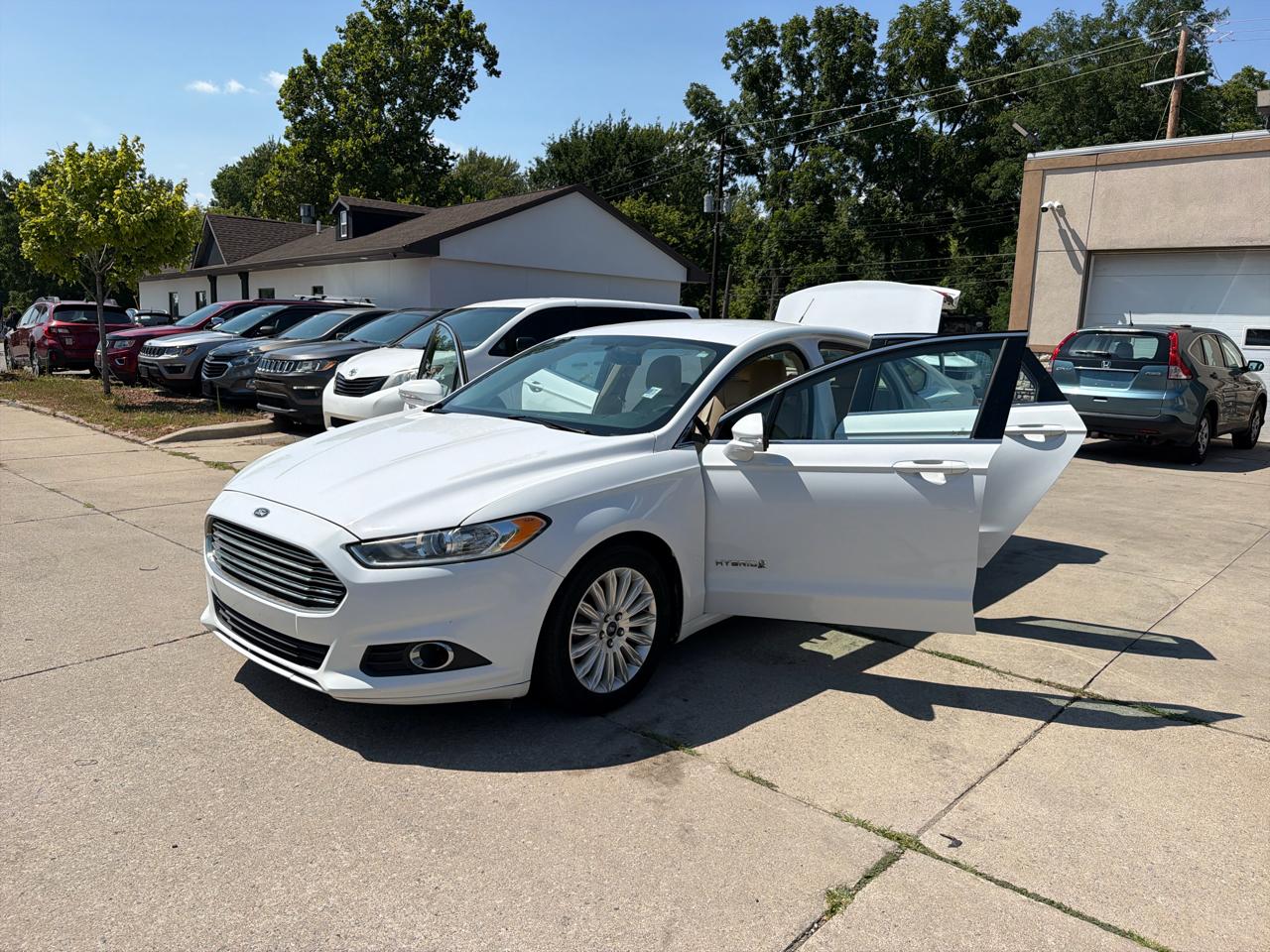 Ford Fusion 4dr Sdn SE Hybrid FWD 2014